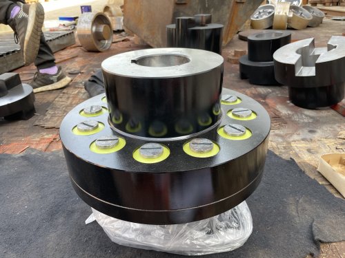 弹性柱销联轴器的挡销装置进行了哪些改进